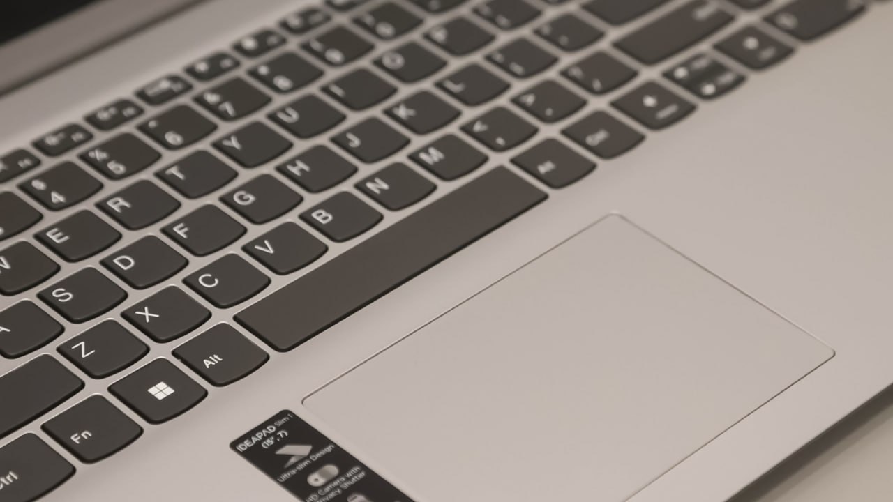 IdeaPad 1 15AMN7